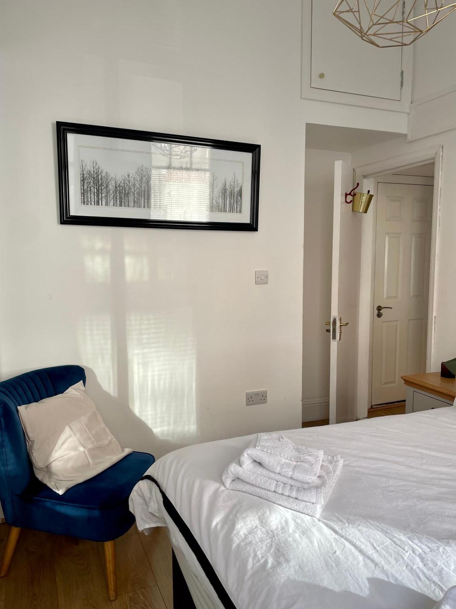 Modern Flat In Victorian West Kensington Mansion Lejlighed London Eksteriør billede