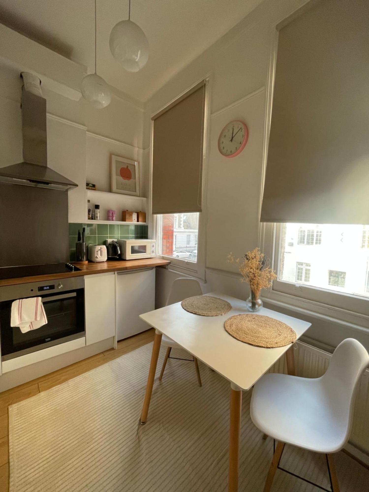 Modern Flat In Victorian West Kensington Mansion Lejlighed London Eksteriør billede